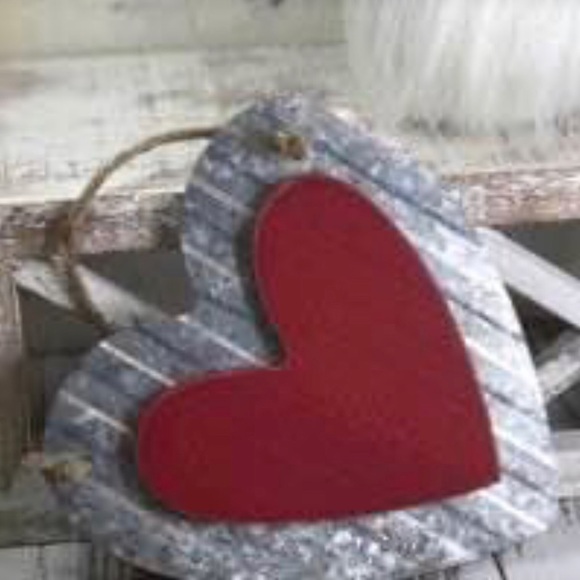 🌺 4 for $20 sale Farmhouse Valentine Decor - Picture 3 of 3